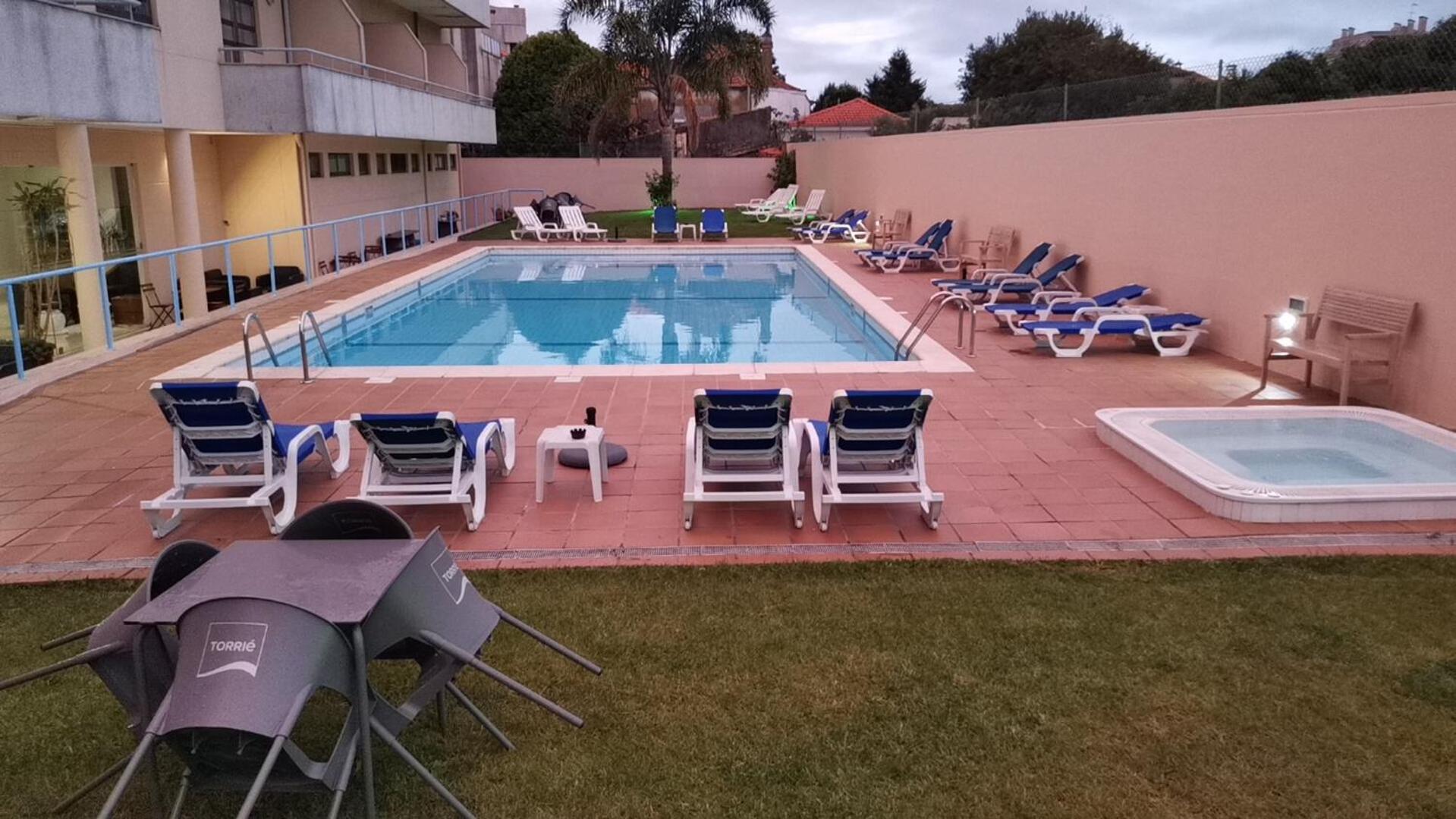 Hotel La Fontaine Esmoriz Bagian luar foto